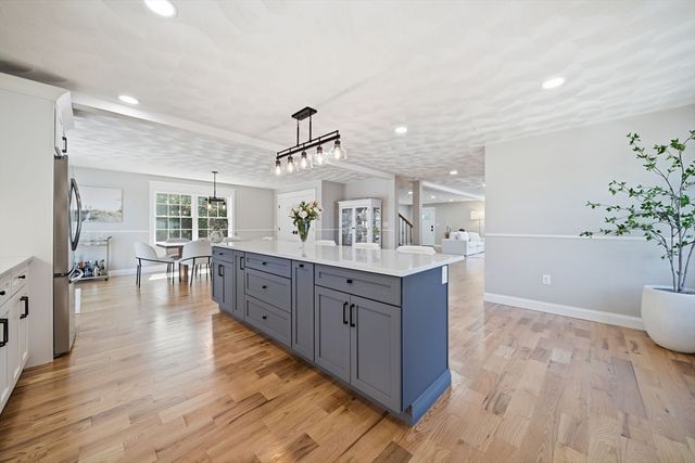 25 Margate Ave, Saugus, MA 01906