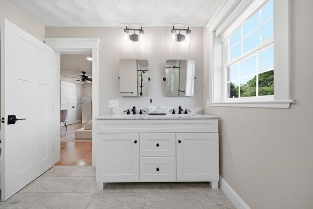 25 Margate Ave, Saugus, MA 01906