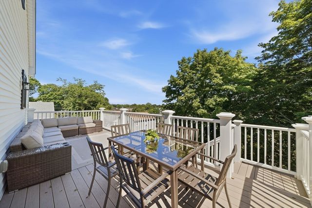 25 Margate Ave, Saugus, MA 01906