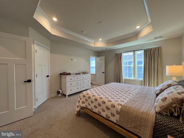 10314 HERITAGE TRAIL CT, Manassas, VA 20109