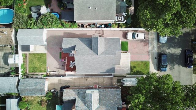 80-27 247th Street, Bellerose, NY 11426