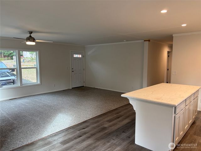 31 E Fox Lane, Shelton, WA 98584