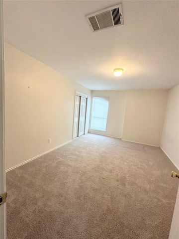 12929 Waynespur LN, Elgin, TX 78621