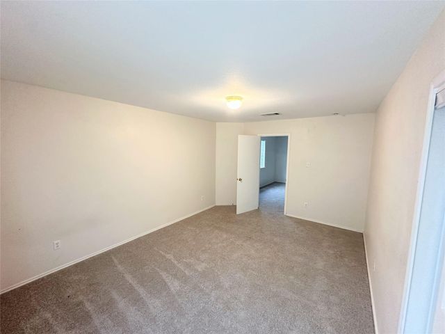 12929 Waynespur LN, Elgin, TX 78621