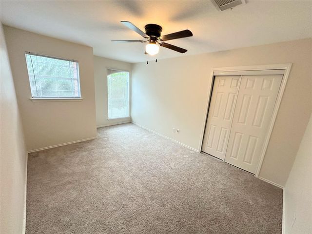 12929 Waynespur LN, Elgin, TX 78621