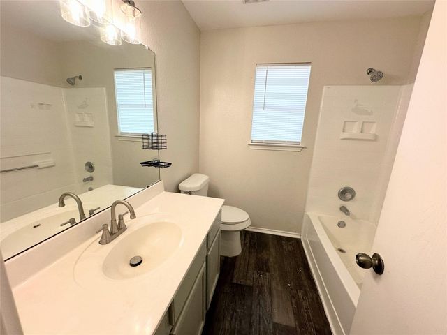 12929 Waynespur LN, Elgin, TX 78621