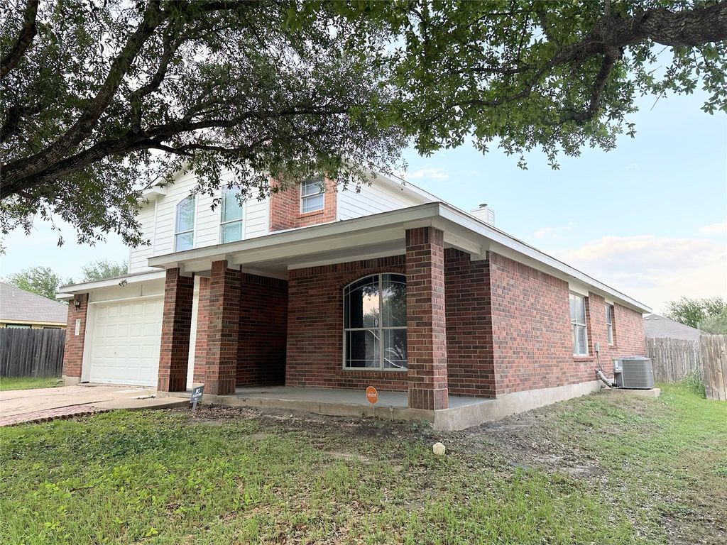 12929 Waynespur LN, Elgin, TX 78621