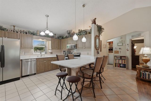 2425 HAWK GRIFFIN ROAD, Plant City, FL 33565