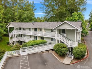 12315 NE 97th Street #G, Kirkland, WA 98033