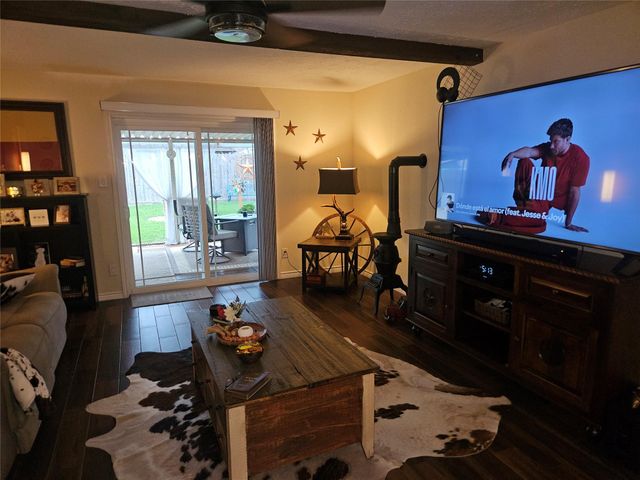 409 N Travis Street, Deer Park, TX 77536