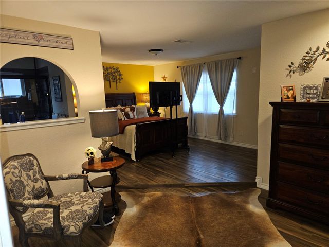 409 N Travis Street, Deer Park, TX 77536