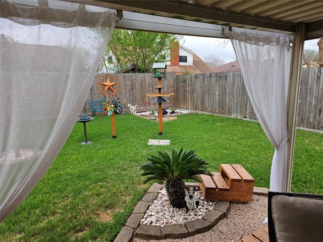 409 N Travis Street, Deer Park, TX 77536