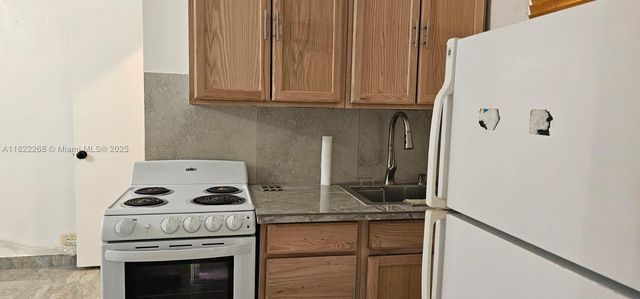 15015 Garfield Dr 1, Homestead, FL 33033