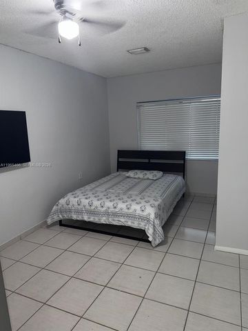 13142 SW 5th St 0, Miami, FL 33184