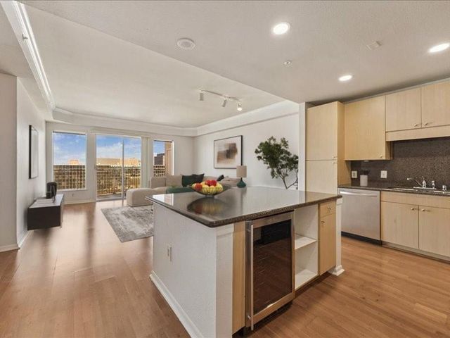 3505 Sage Road 1603, Houston, TX 77056