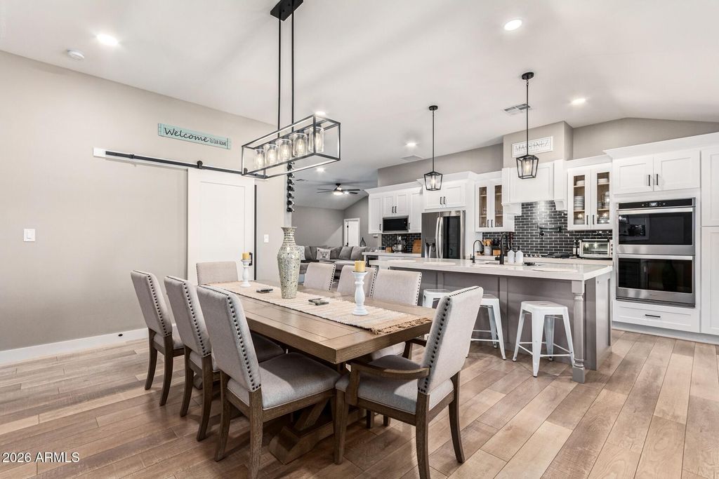 8223 E VIRGINIA Avenue, Scottsdale, AZ 85257 — photo 5
