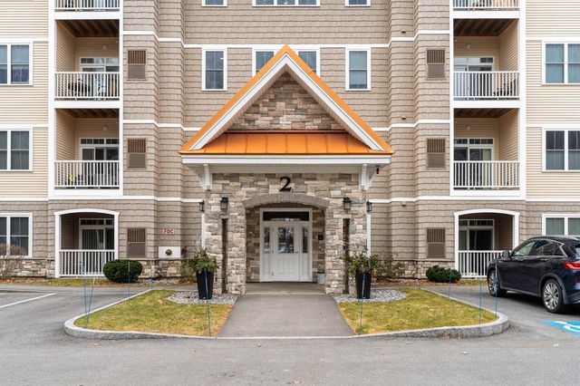 2 Henry David Dr Unit 209, Nashua, NH 03062