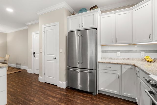 2 Henry David Dr Unit 209, Nashua, NH 03062