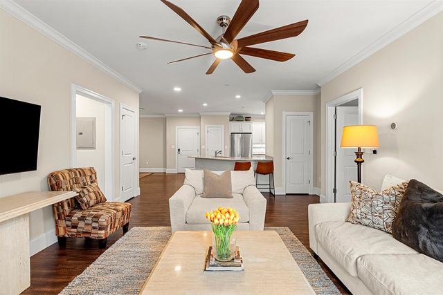 2 Henry David Dr Unit 209, Nashua, NH 03062