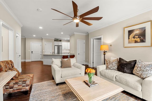 2 Henry David Dr Unit 209, Nashua, NH 03062