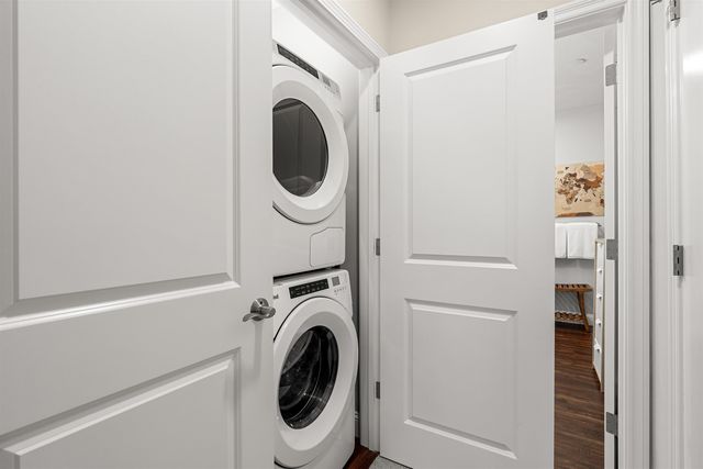 2 Henry David Dr Unit 209, Nashua, NH 03062