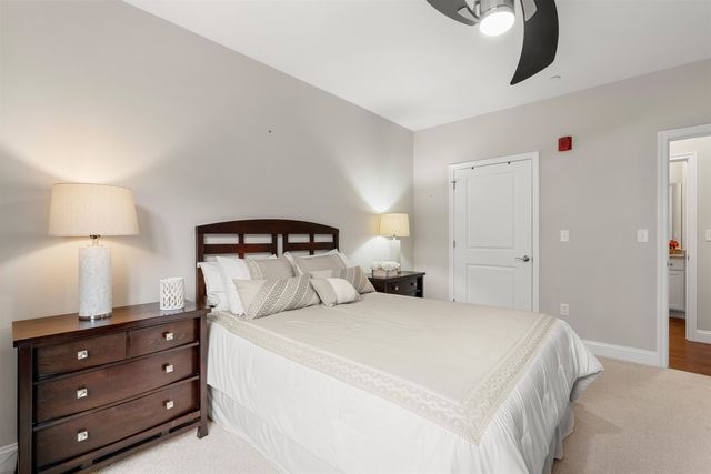 2 Henry David Dr Unit 209, Nashua, NH 03062