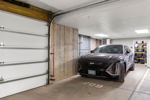 2 Henry David Dr Unit 209, Nashua, NH 03062