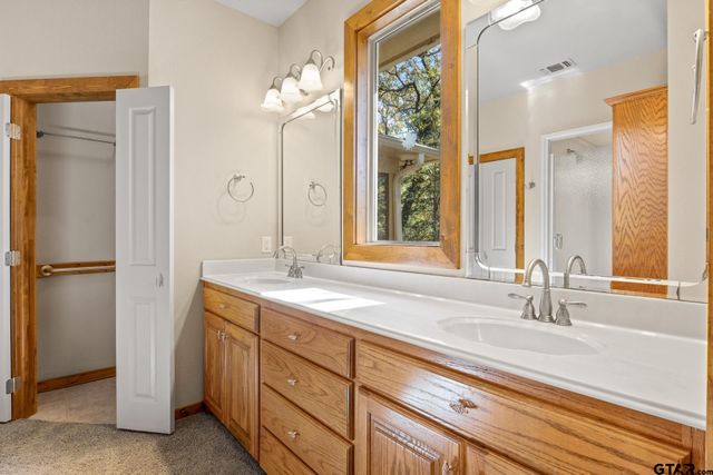 153 County Road 2433, Pittsburg, TX 75686