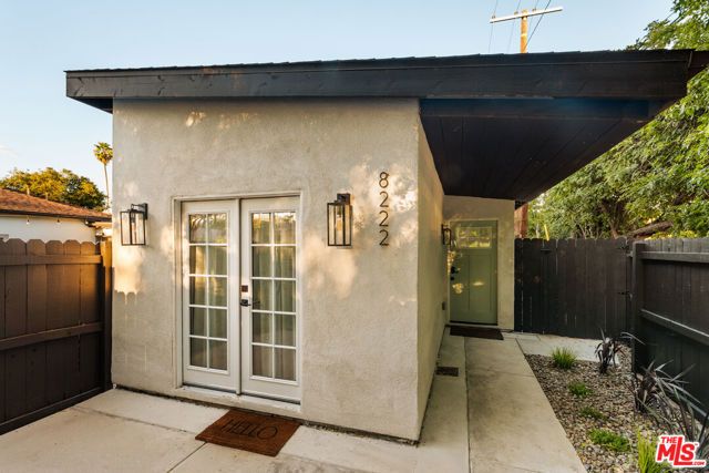 5592 W 82nd Street, Los Angeles, CA 90045