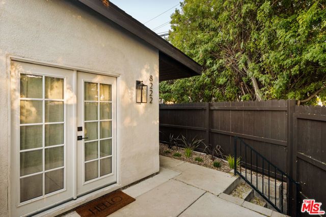 5592 W 82nd Street, Los Angeles, CA 90045
