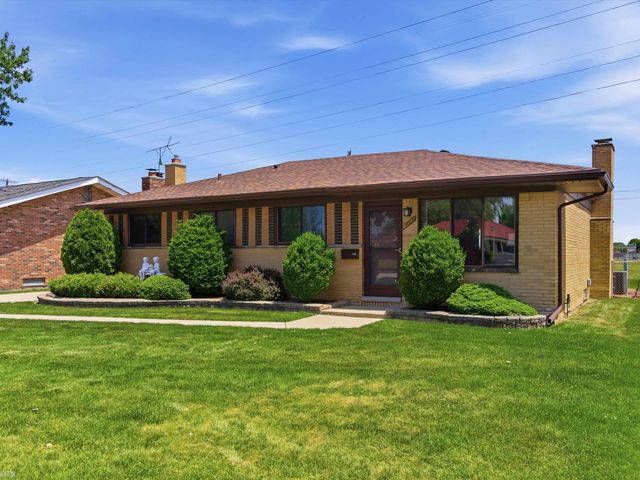 35842 Malibu Drive, Sterling Heights, MI 48312