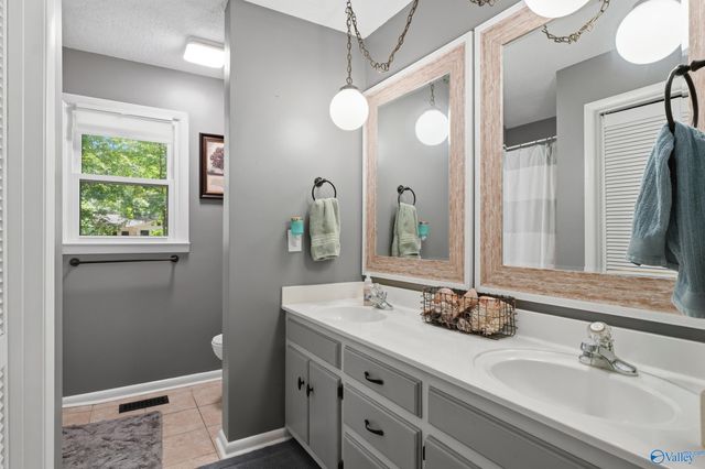 2616 SE Galahad Drive, Huntsville, AL 35803