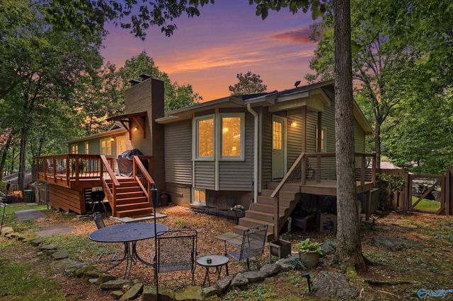 2616 SE Galahad Drive, Huntsville, AL 35803