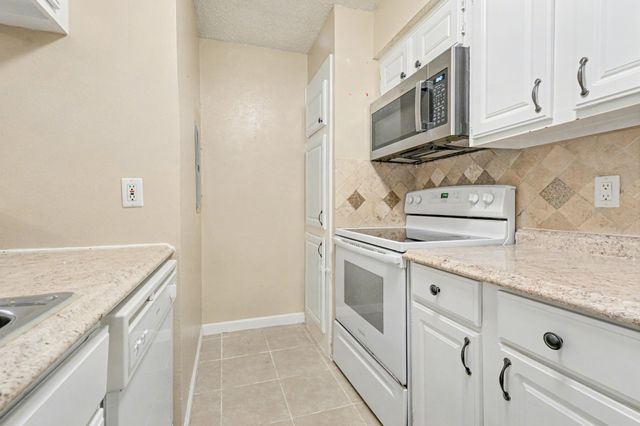 5300 Keller Springs Road 2090, Dallas, TX 75248