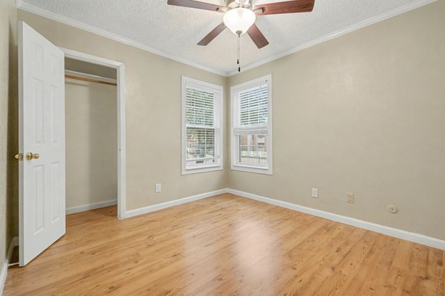 5300 Keller Springs Road 2090, Dallas, TX 75248