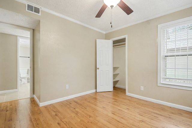 5300 Keller Springs Road 2090, Dallas, TX 75248