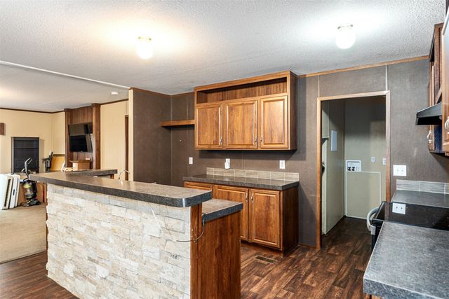 327 Whispering Trail, Gun Barrel City, TX 75156