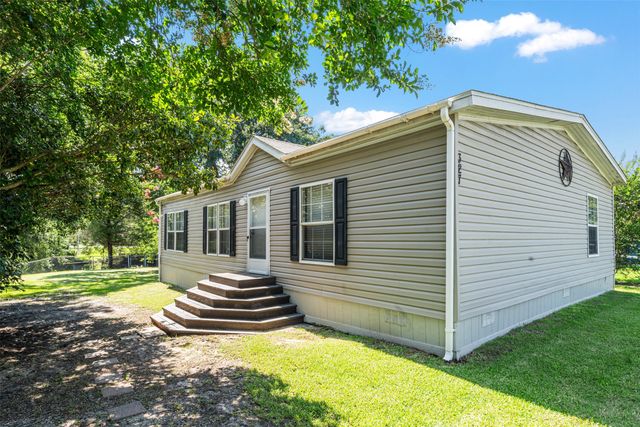 327 Whispering Trail, Gun Barrel City, TX 75156