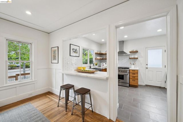1908 Blake St, Berkeley, CA 94704