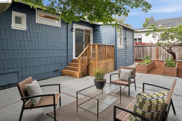 1908 Blake St, Berkeley, CA 94704