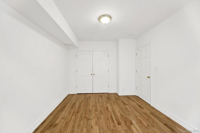 1 Ash place 1M, Great Neck Plaza, NY 11021