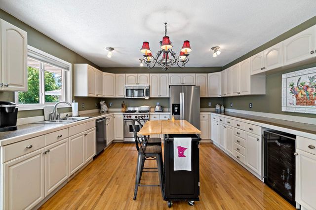 6017 Birchcrest Drive, Edina, MN 55436