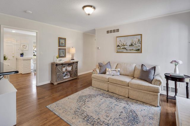 7248 MIMOSA DR, Germantown, TN 38138