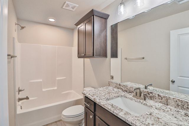 2871 Messenger Way, Bryan, TX 77803