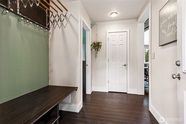 6103 Lackey Road NW, Vaughn, WA 98394