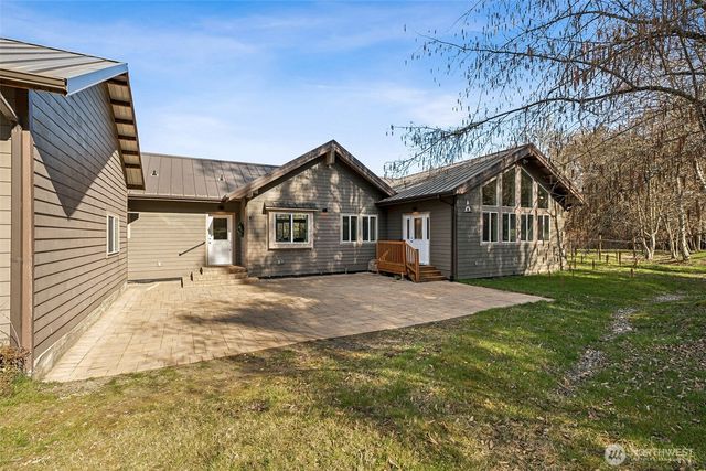 6103 Lackey Road NW, Vaughn, WA 98394