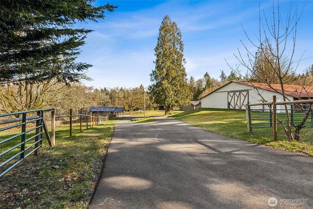 6103 Lackey Road NW, Vaughn, WA 98394