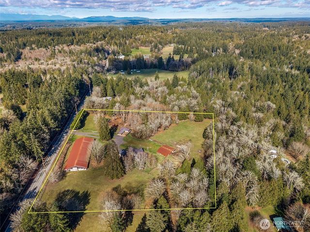 6103 Lackey Road NW, Vaughn, WA 98394