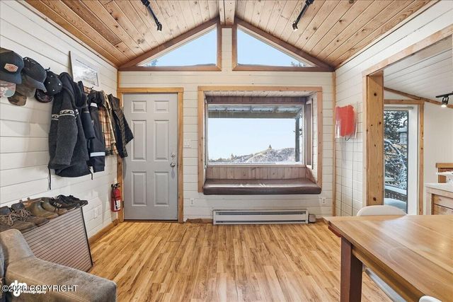 52817 Old East End Road, Homer, AK 99603