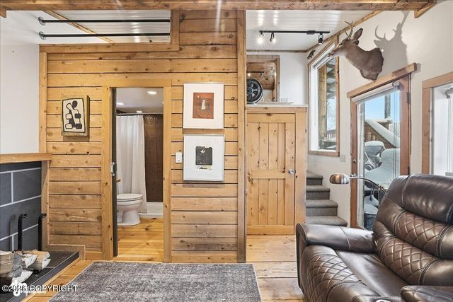 52817 Old East End Road, Homer, AK 99603